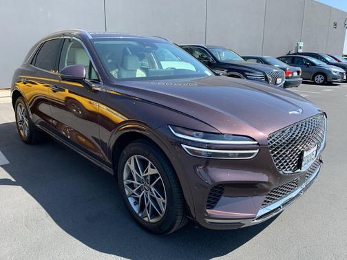 2023 Genesis GV70 2.5T