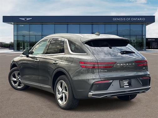 2026 Genesis GV70 2.5T Select