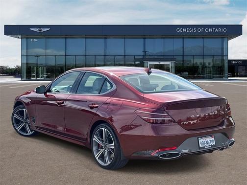 2025 Genesis G70 2.5T