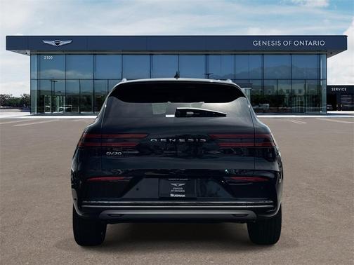 2026 Genesis Electrified GV70 Standard