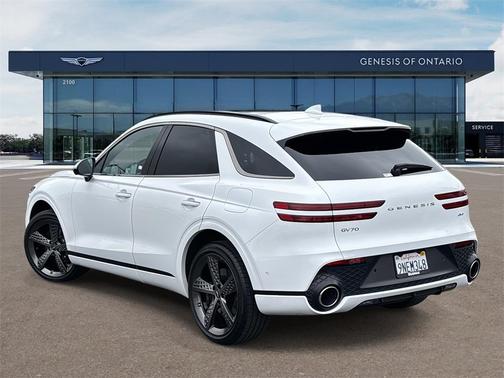 2025 Genesis GV70 2.5T
