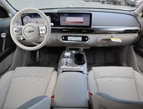 2025 Genesis GV60 Standard