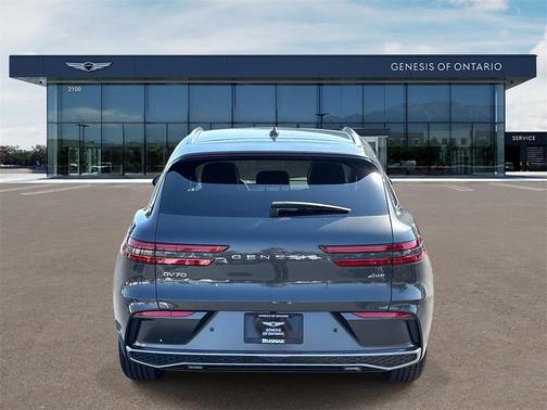 2026 Genesis GV70 2.5T