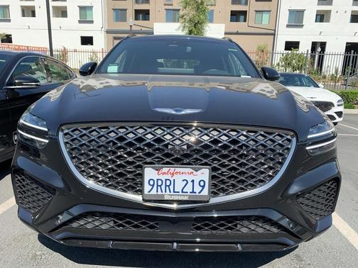 2025 Genesis GV70 2.5T