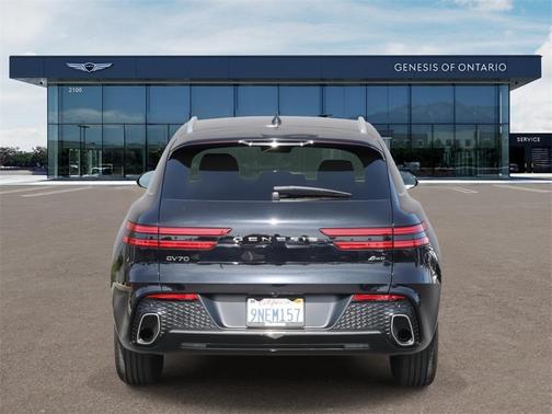2025 Genesis GV70 2.5T