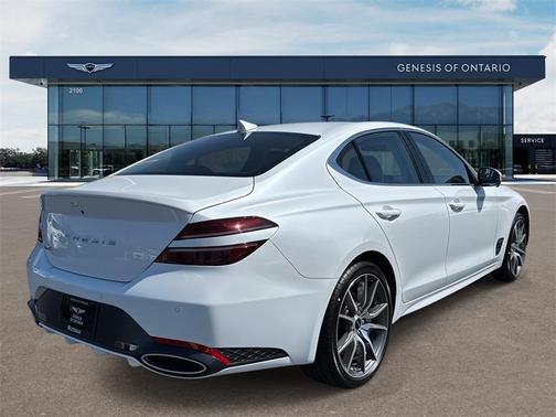 2026 Genesis G70 2.5T Prestige