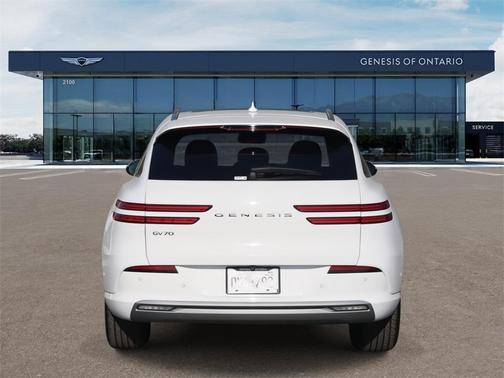 2025 Genesis Electrified GV70 Advanced