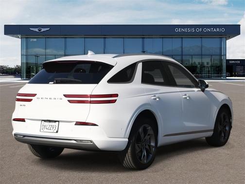 2025 Genesis Electrified GV70 Advanced