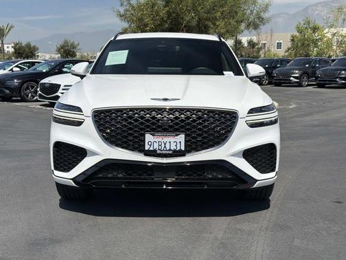 Uyuni White 2023 Genesis GV70 2.5T