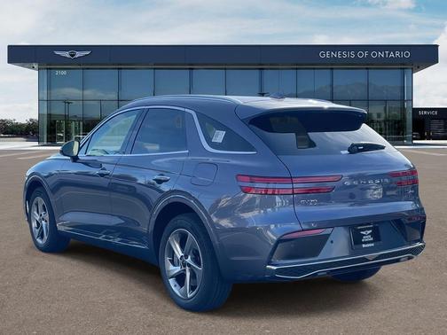 2026 Genesis GV70 2.5T