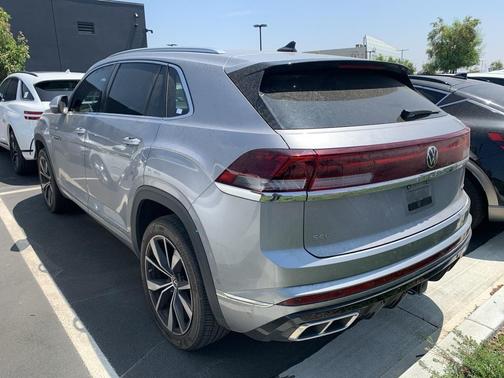 2024 Volkswagen Atlas Cross Sport 2.0T SEL Premium R-Line