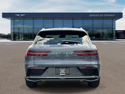 2026 Genesis GV70 2.5T