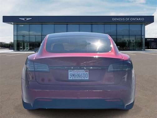 2024 Tesla Model S Base