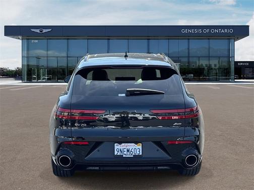 2025 Genesis GV70 2.5T