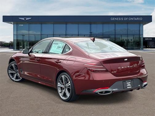 2025 Genesis G70 2.5T