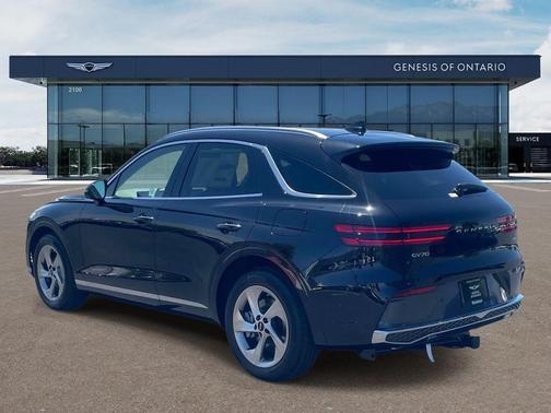 Vik Black 2026 Genesis GV70 2.5T Advanced