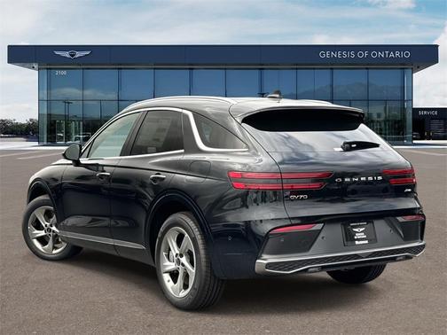 2026 Genesis GV70 2.5T Advanced