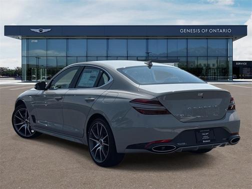 2026 Genesis G70 2.5T Standard