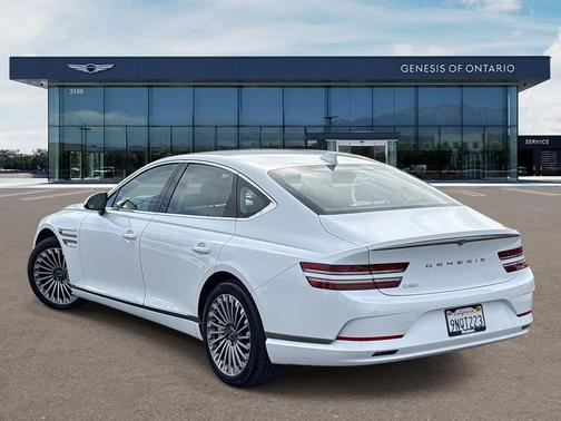 2024 Genesis Electrified G80 Advanced