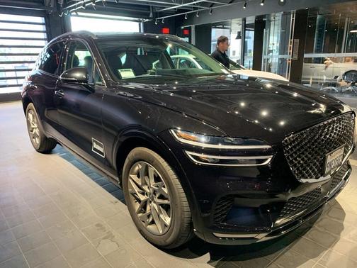 2025 Genesis GV70 2.5T