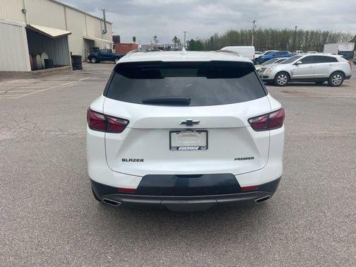 Iridescent Pearl Tricoat 2022 Chevrolet Blazer Premier