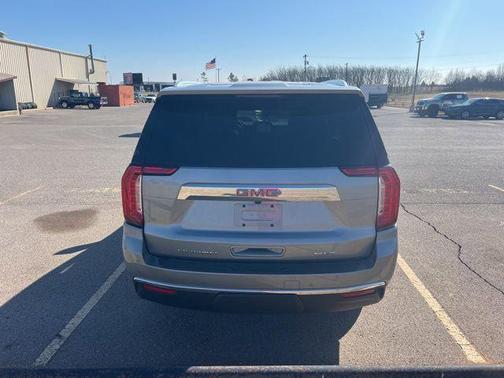 2024 GMC Yukon SLT