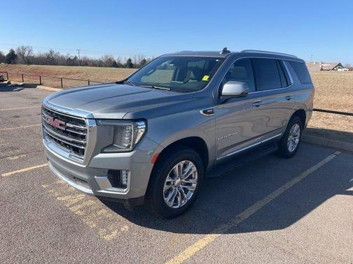 2024 GMC Yukon SLT