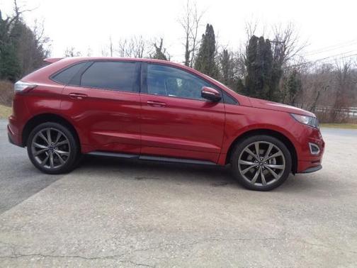 2018 Ford Edge Sport