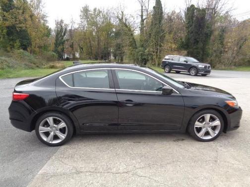 2014 Acura ILX 2.0L Technology