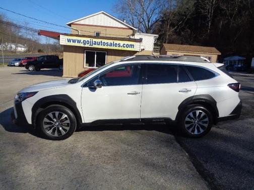 2023 Subaru Outback Touring XT