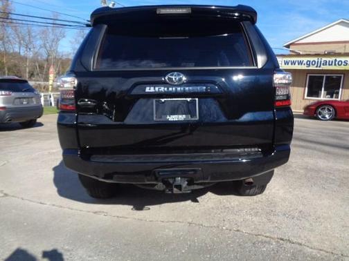 2023 Toyota 4Runner SR5