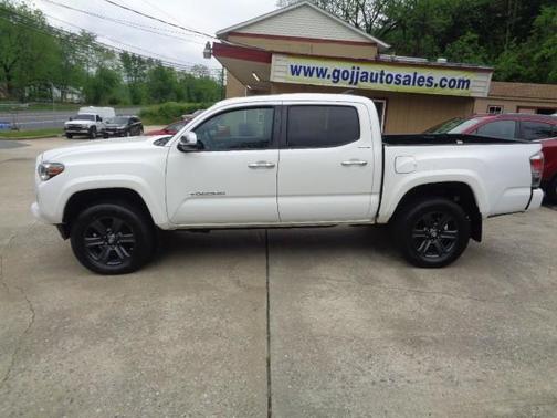 Super White 2019 Toyota Tacoma Limited