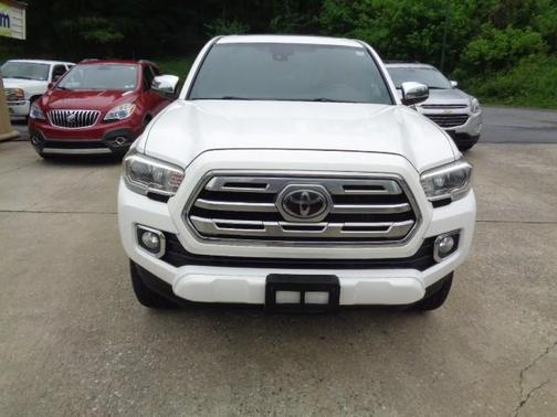 Super White 2019 Toyota Tacoma Limited