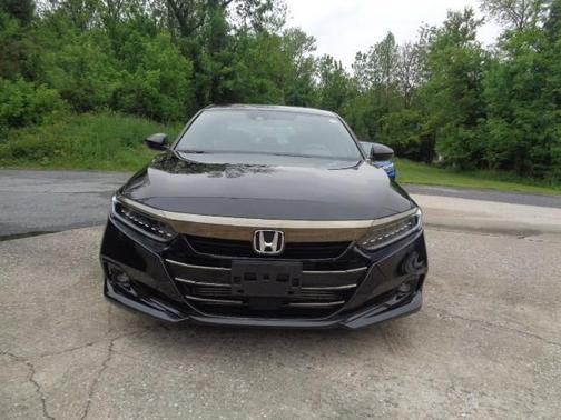 Crystal Black Pearl 2022 Honda Accord Sport 2.0T