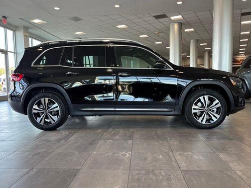 2026 Mercedes-Benz GLB 250 4MATIC