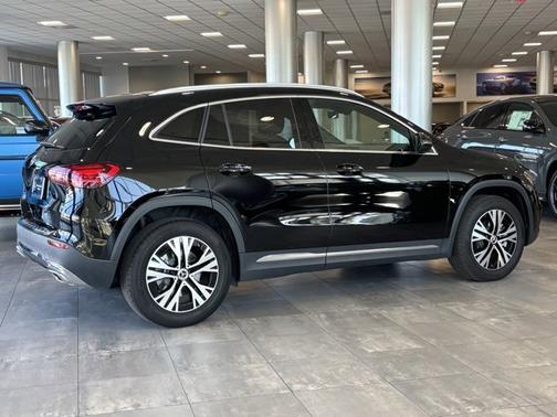 2025 Mercedes-Benz GLA 250 