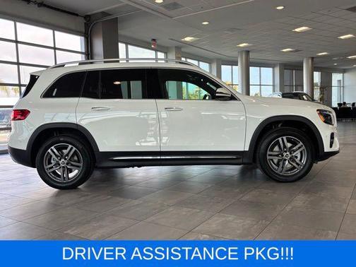 Polar White 2026 Mercedes-Benz GLB 250 4MATIC