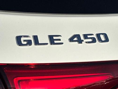 2026 Mercedes-Benz GLE 450 4MATIC