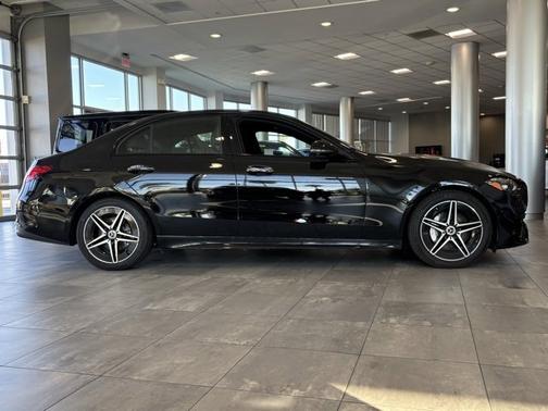 2025 Mercedes-Benz C-Class 