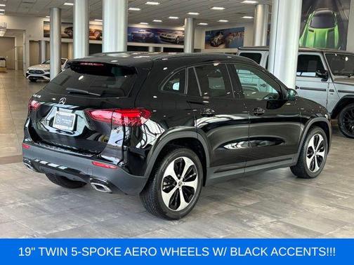 Night Black 2026 Mercedes-Benz GLA 250 4MATIC