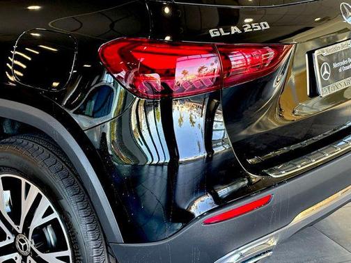2025 Mercedes-Benz GLA 250 4MATIC
