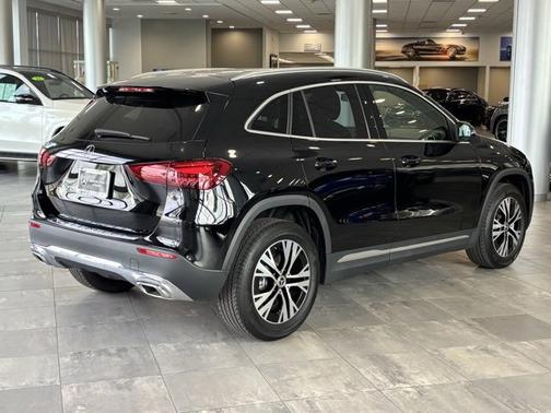 2025 Mercedes-Benz GLA 250 