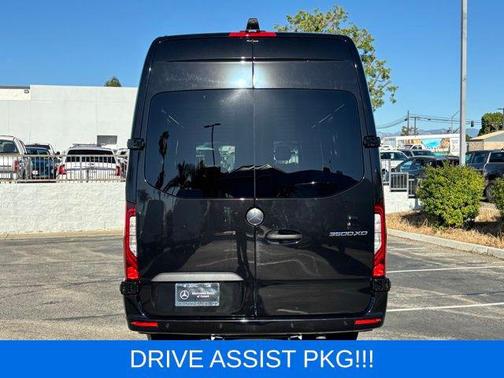 Obsidian Black Metallic 2025 Mercedes-Benz Sprinter 3500XD High Roof