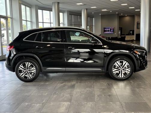 2025 Mercedes-Benz GLA 250 