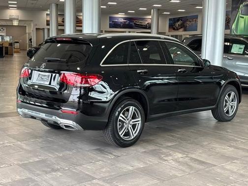 2022 Mercedes-Benz GLC 300 