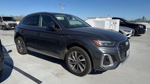 Daytona Gray Pearl 2022 Audi Q5 45 S line Premium Plus