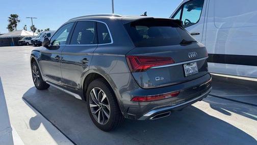 Daytona Gray Pearl 2022 Audi Q5 45 S line Premium Plus
