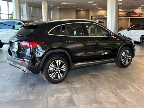 2025 Mercedes-Benz GLA 250 Base