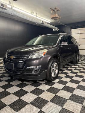 2017 Chevrolet Traverse 2LT