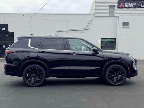 Diamond 2026 Mitsubishi Outlander LE
